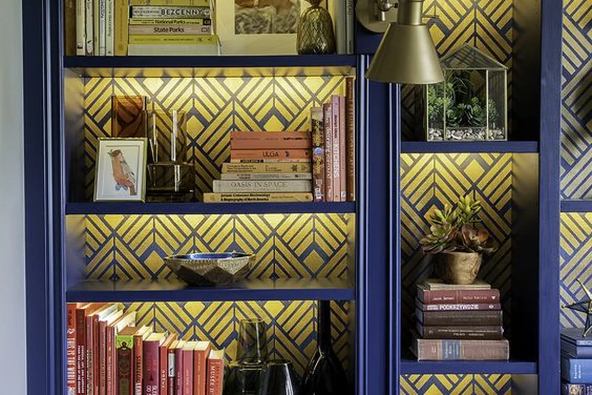 19 Shelf Wallpaper Ideas To Try This Year - idea 2