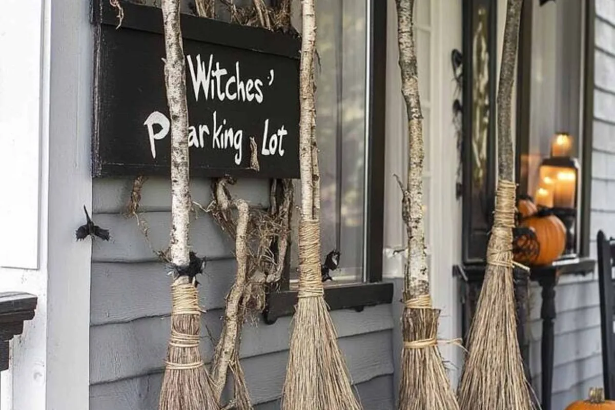 halloween door decorations idea 3