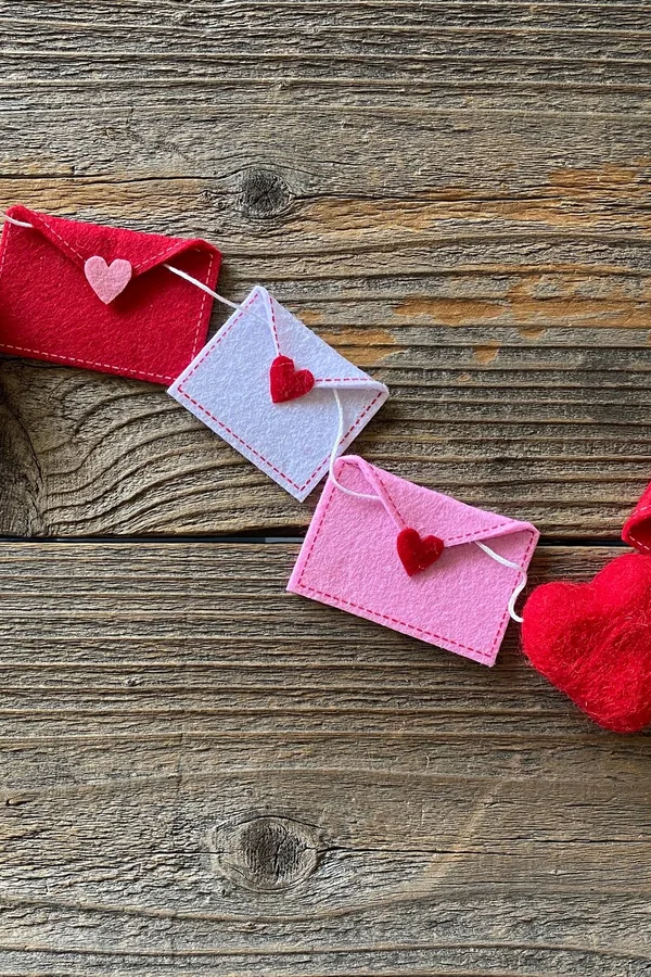felt garland idea 4