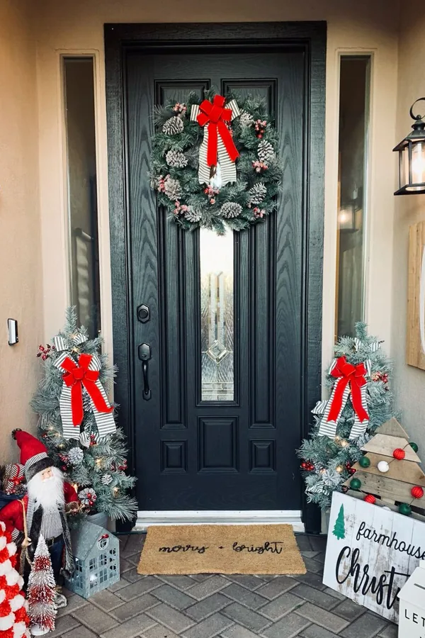 christmas door decorating contest idea 6