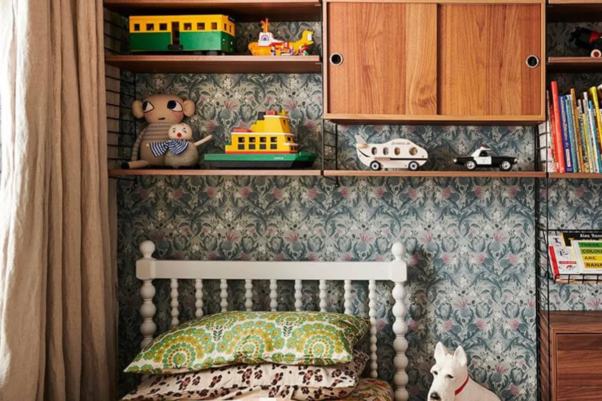 19 Shelf Wallpaper Ideas To Try This Year - idea 19